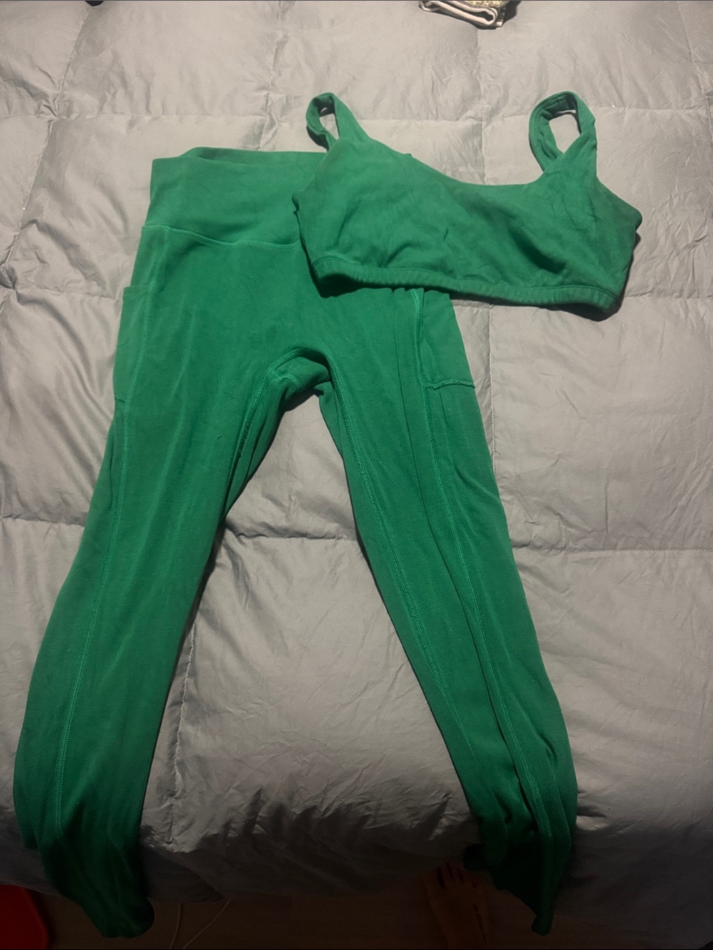 Green Women's High-Waist Leggings and Sports Bra Set